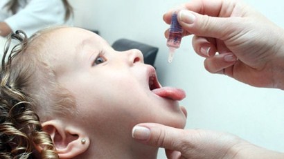 Vacinação contra a pólio começa neste sábado 