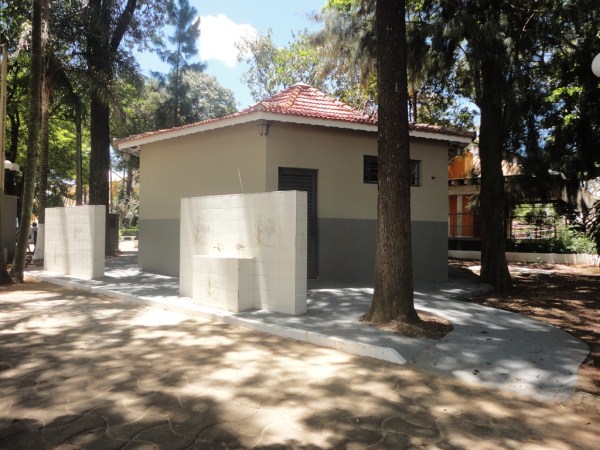 Prefeitura conclui reforma de sanitários públicos 