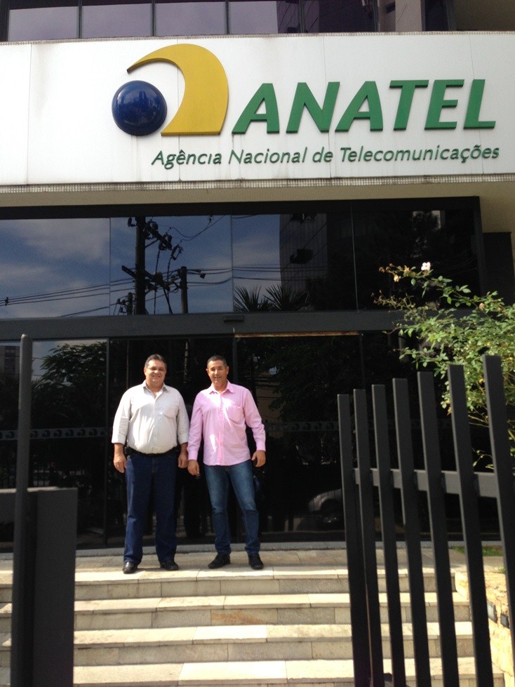 Vereadores Adilson do Portal e Alécio Pazetto visitam Anatel 